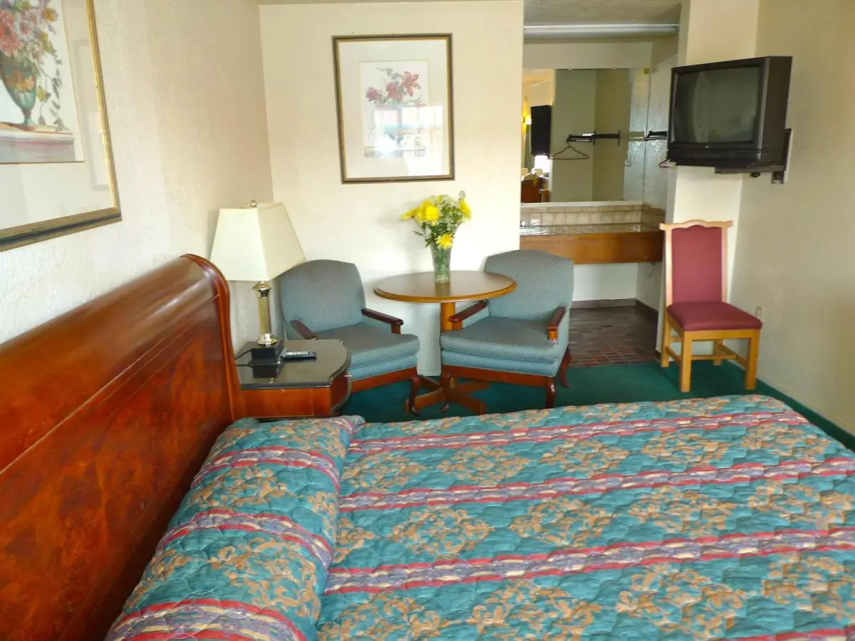 Budget Inn Morgan Hill 6